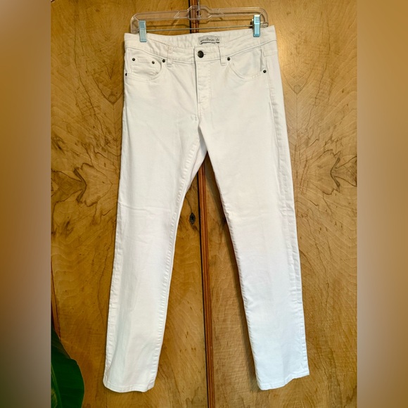 LL Bean Signature White Jeans - Picture 1 of 5